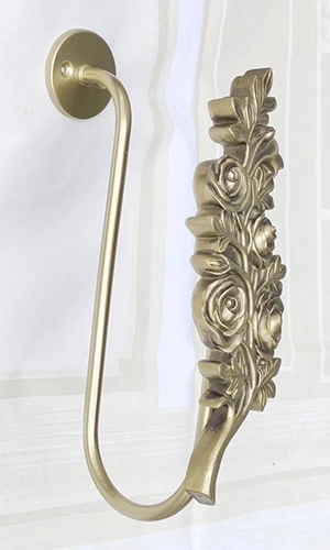 Leaf Curtain Holdback