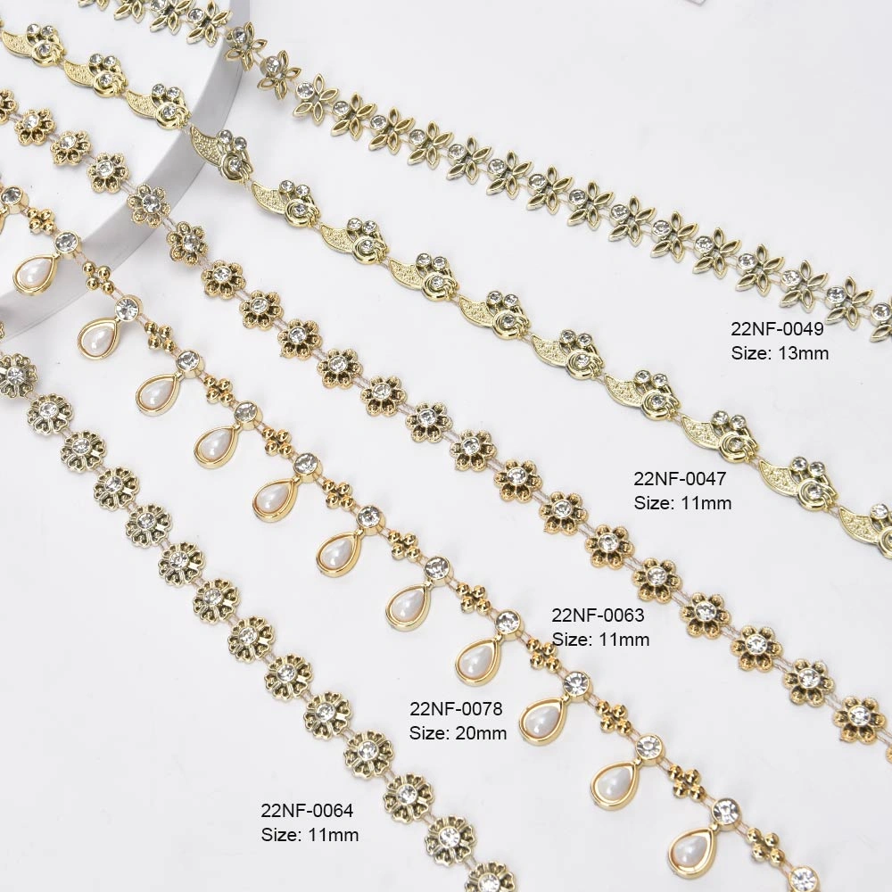plastic rhinestone chain 1