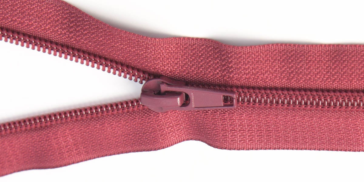 how many teeth does a zipper have 3