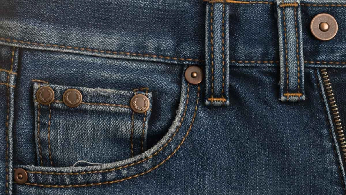 rivets on jeans 3