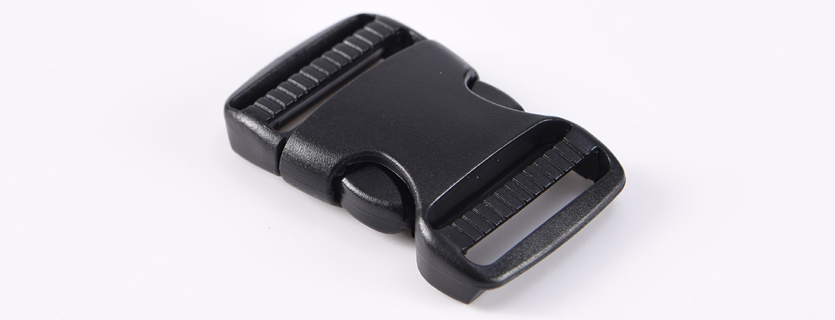 side release buckle 4