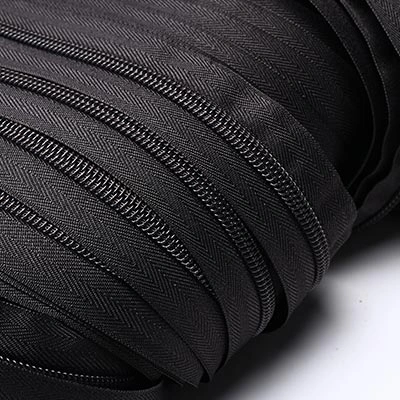 Corrente longa com zíper para bolsas de uso externo