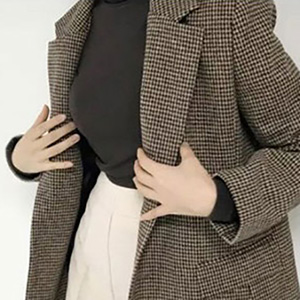 Houndstooth Knitted Fabric