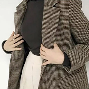 Houndstooth Knitted Fabric