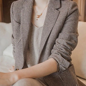 Houndstooth Knitted Fabric