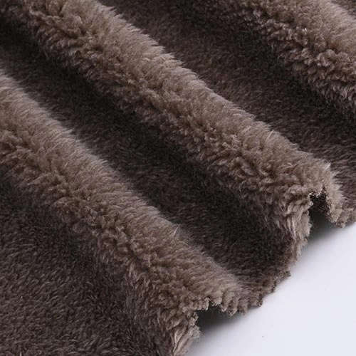 Superior Warmth: Provides excellent thermal retention, offering cozy warmth without excessive bulk