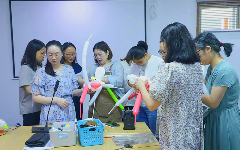 Mid-Autumn Festival balloon diy activity
