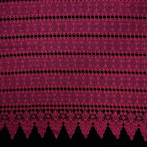 Tissu de dentelle chimique