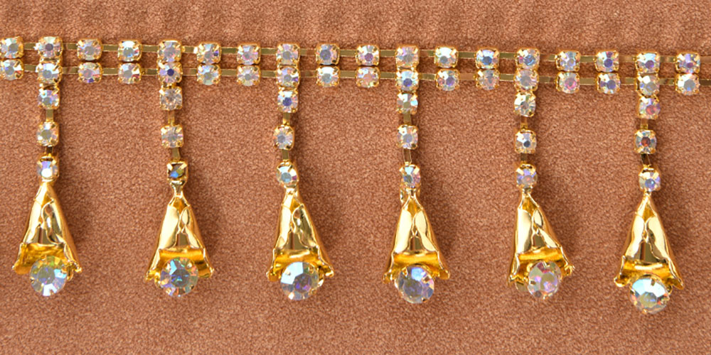 rhinestone-cup-chain-pendants