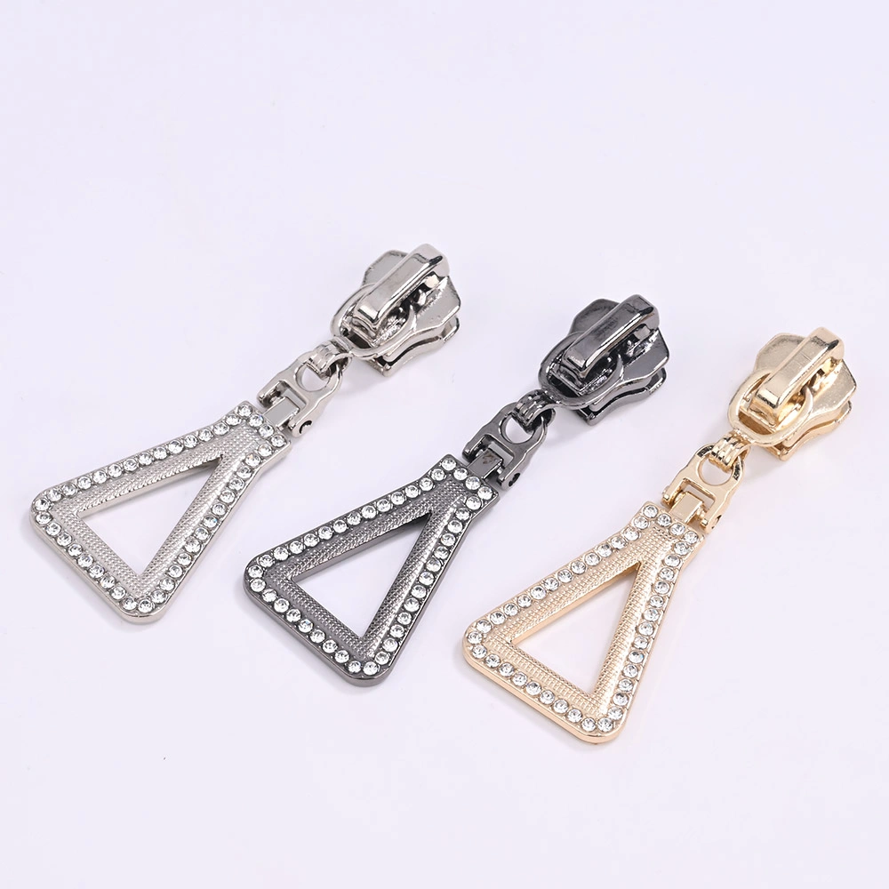 zinc alloy zipper slider with rhinestone puller design 25NB-2057