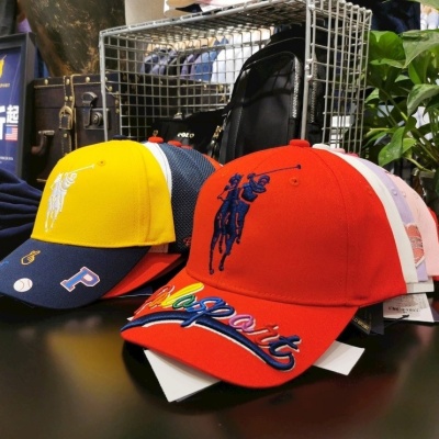 Chapeau et accessoires