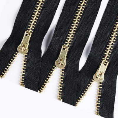 Zipper en métal