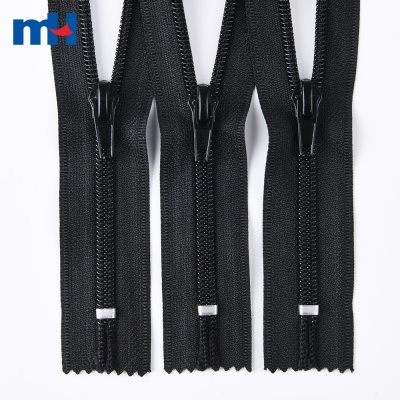 #7 Nylon Coil Zipper Closed Bottom