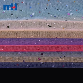 Tissu tulle imprimé étoiles arc-en-ciel