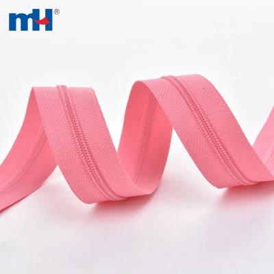 Chaîne longue zippée en nylon rose
