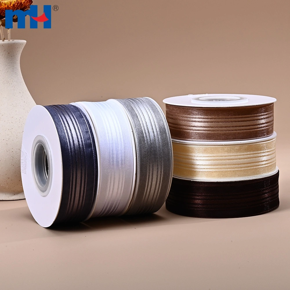 Tampilan detail Pita Tipis Bergaris Khusus