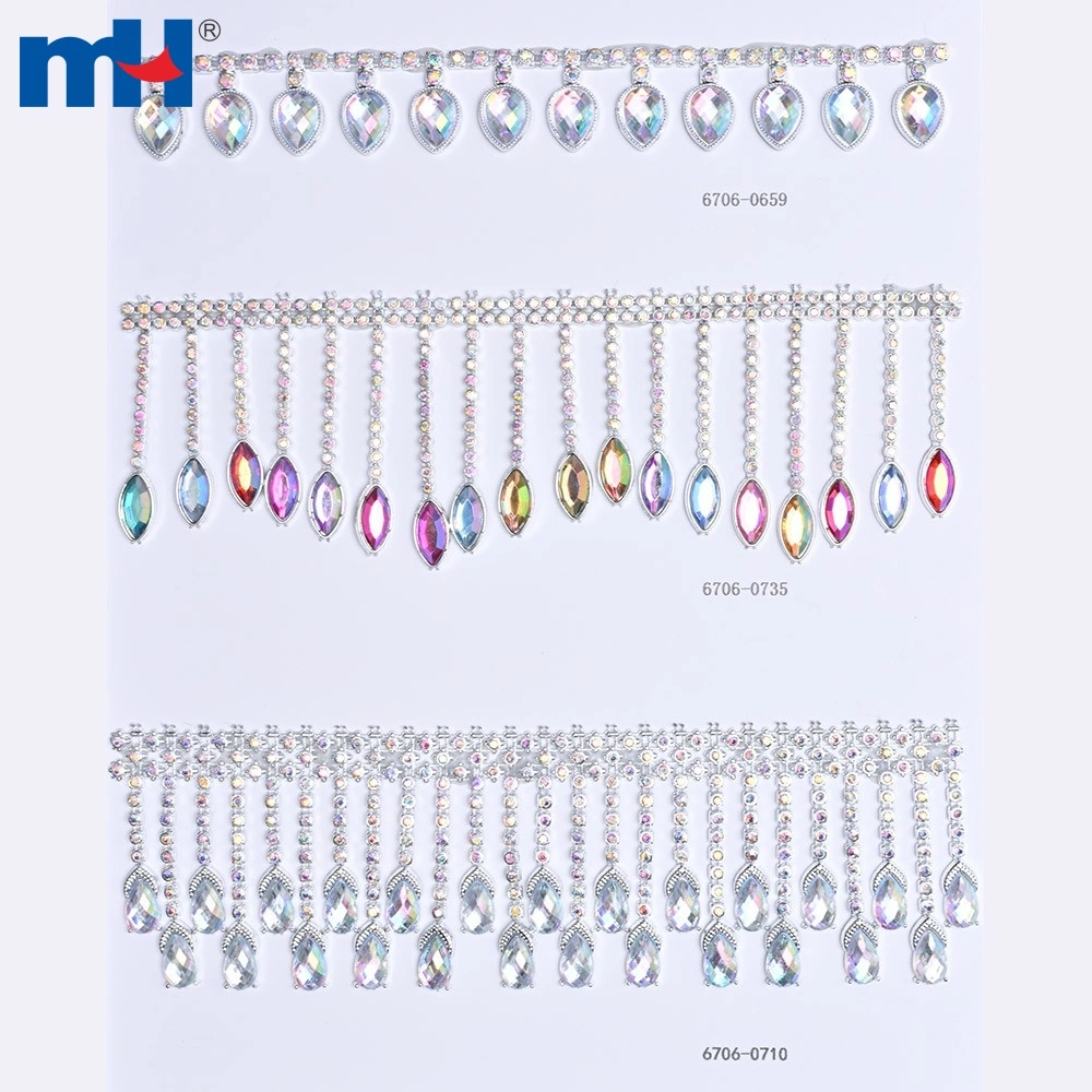 Cadena de plástico con diamantes de imitación