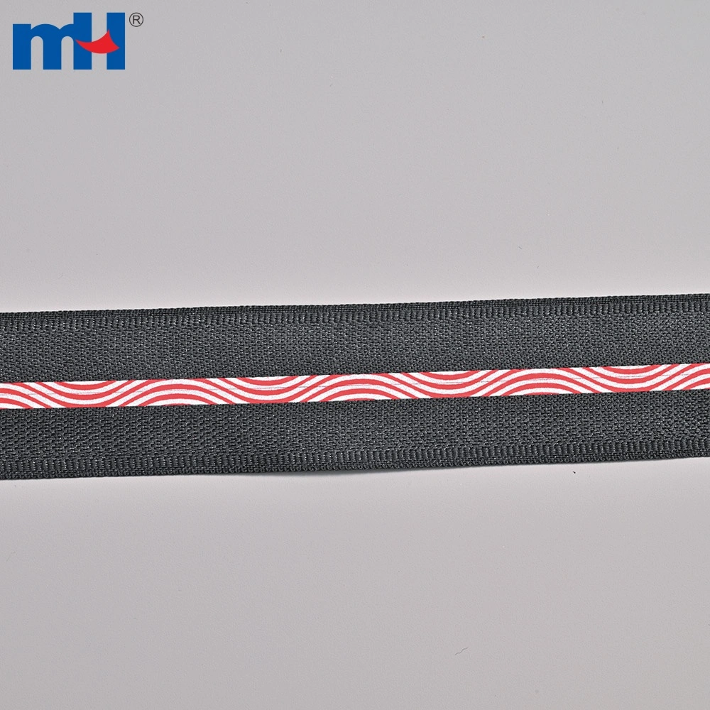 Anwendungsbeispiel: Nylon-Reißverschluss Nr. 7, lange Kette mit reflektierendem Streifen