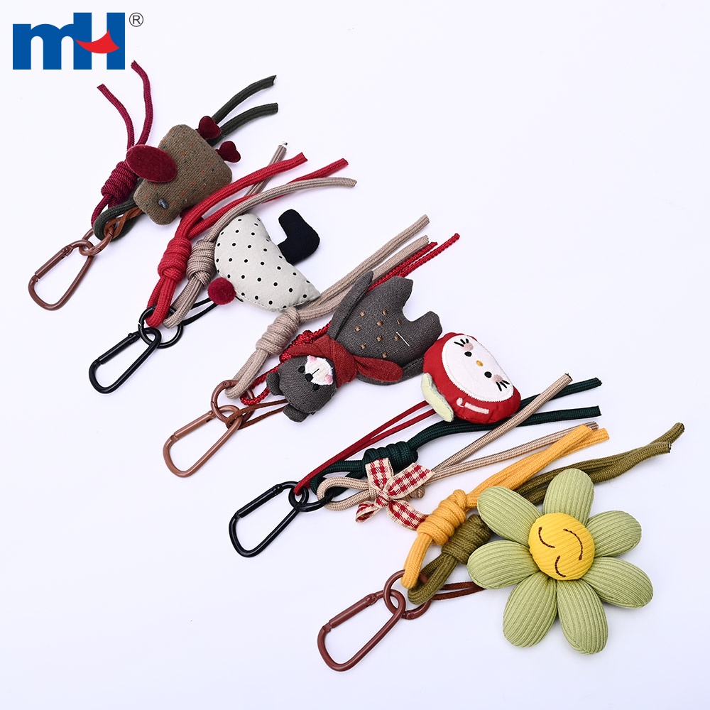 Móc khóa dây đeo hình búp bê vải, đầy đủ các mẫu thiết kế.