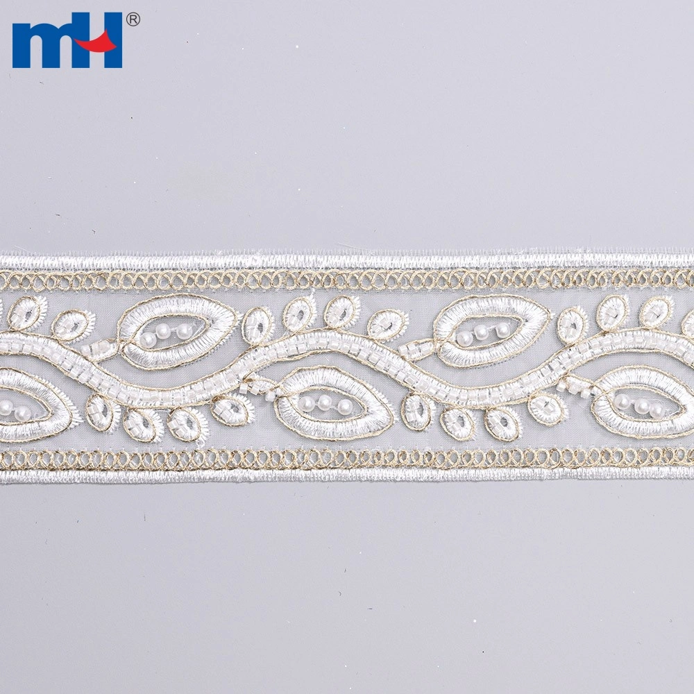 26NL-1813 Paillettenspitzenbesatz