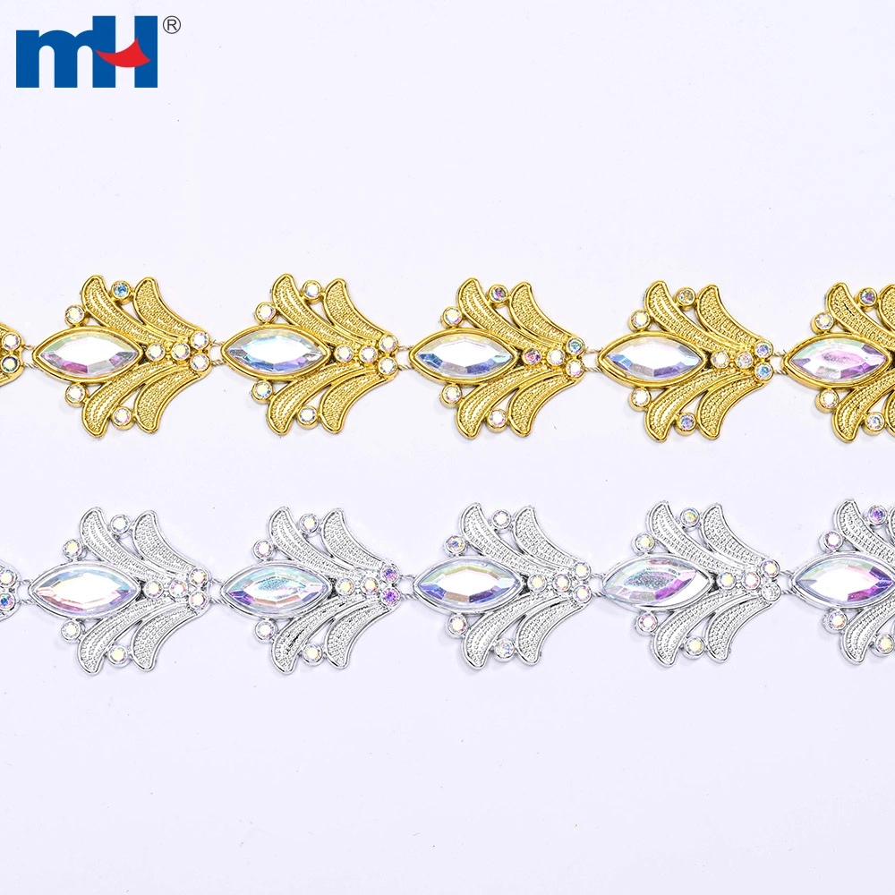 6706-0786 Acrylic Flatback Rhinestone Chain 23mm texture close-up