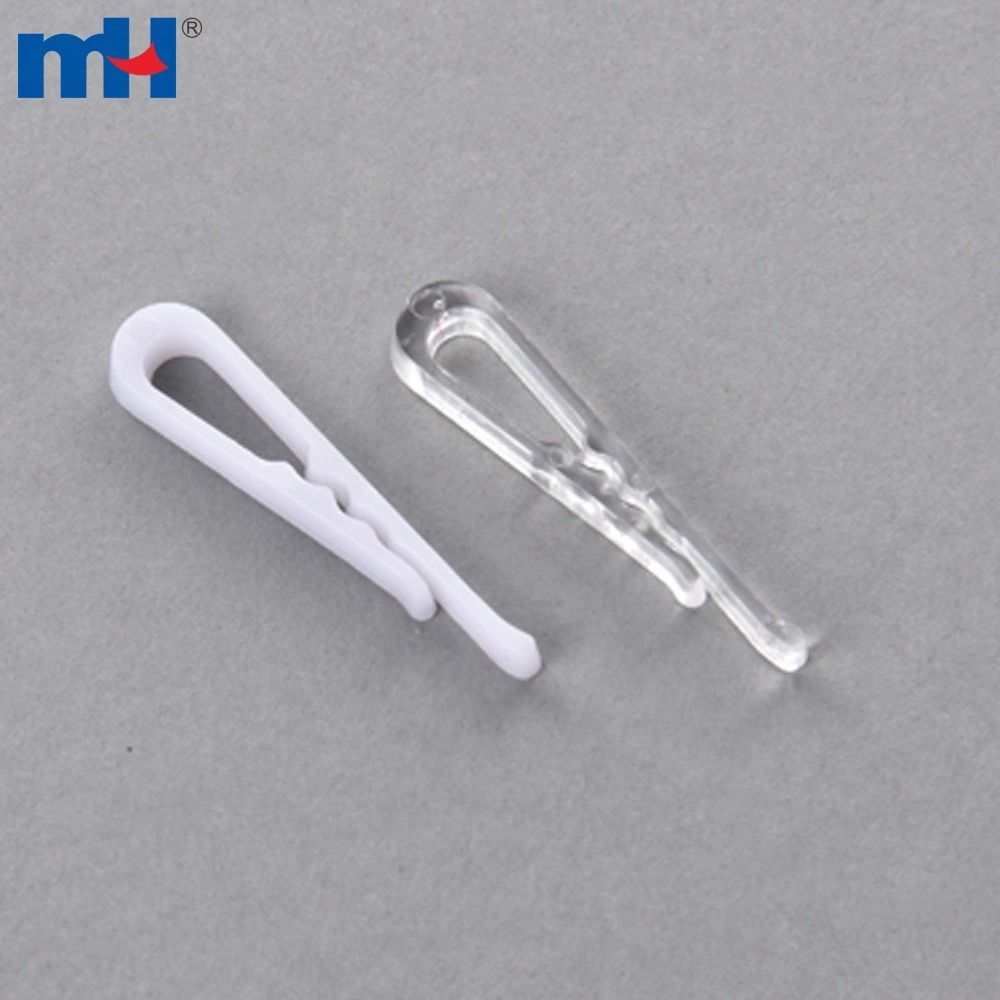 Plastic clearance packing clip
