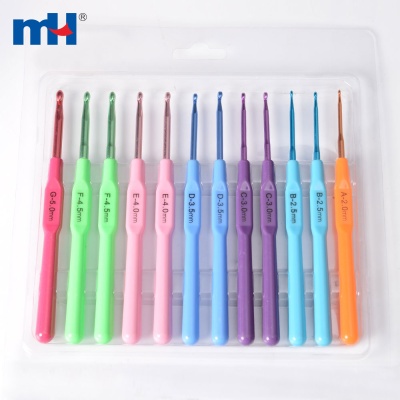 12 Pcs Plastic Crochet Hook