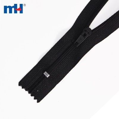 #4 Pin Lock Nylon Zipper