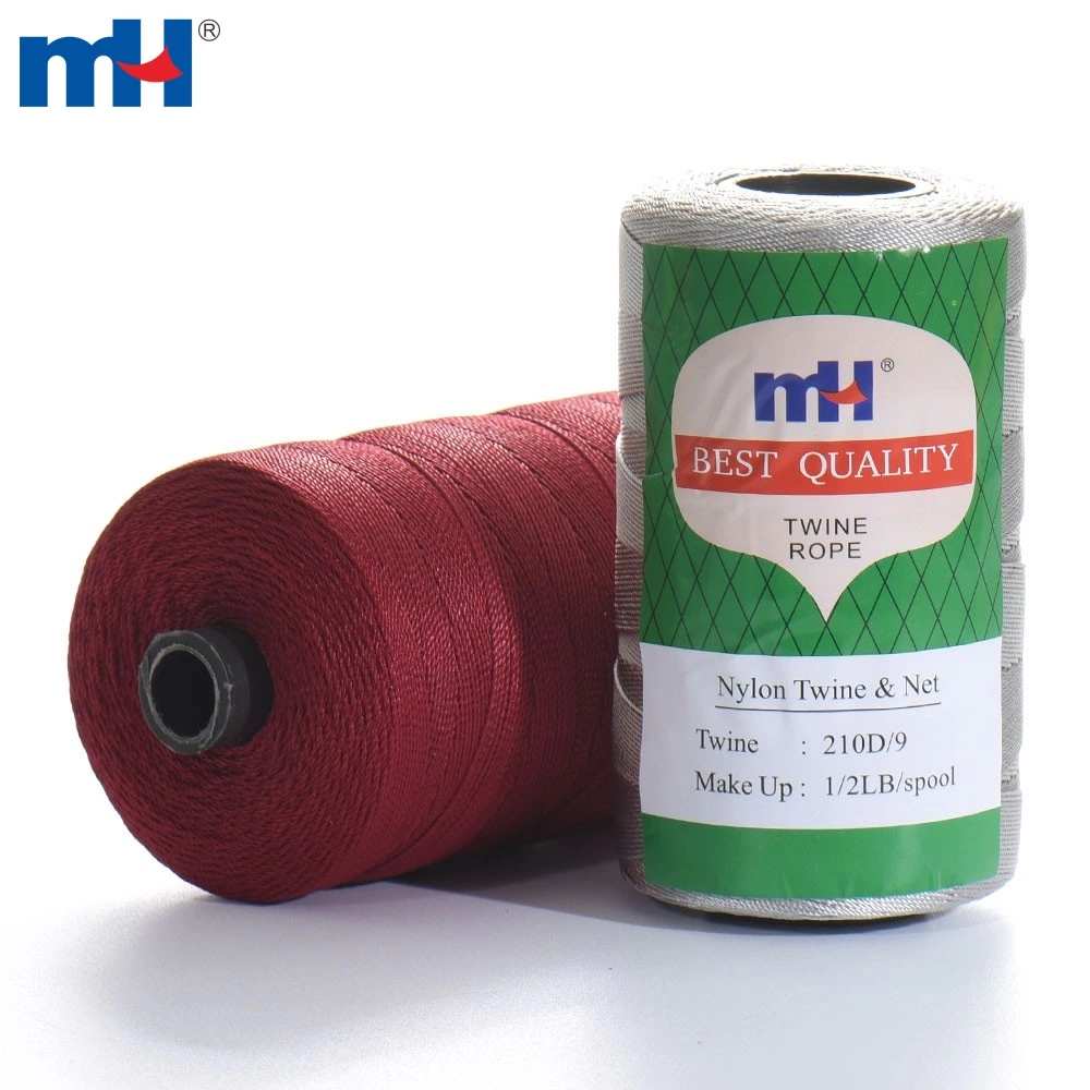 Twisted nylon thread for net patchworker 210/3
