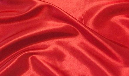 Red Taffeta Fabric: A Premium Choice for Garment Manufacturing