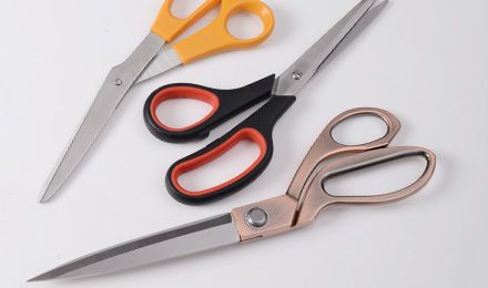 ما هي أفضل المقصات للأقمشة؟