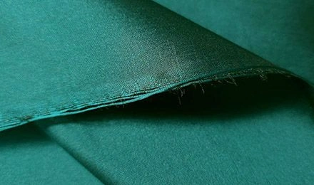How to Choose the Right Silk Taffeta Material for Your Sewing or Design Projects?