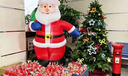 MH Christmas-Themed Activity to Share Festive Warmth