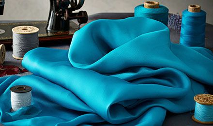 Blue Silk Taffeta Fabric: The Premium Choice for Wholesale Buyers