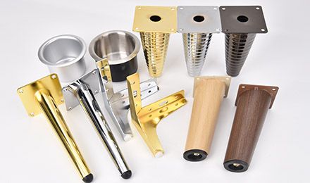 How Do You Choose the Best Sofa Legs Styles for Modern or Classic Interiors?