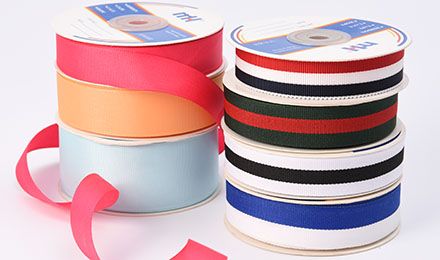 Can Grosgrain Ribbon Use for Crafts, Packaging, and Fashion Projects?