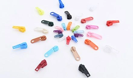 What Plastic Slider Types Are Commonly Used in Bags, Garments, and Accessories?