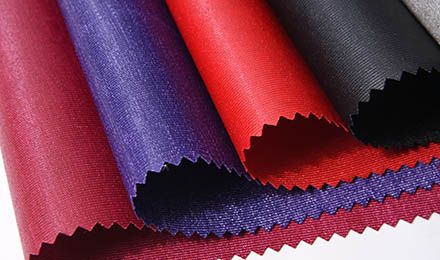 What Are Oxford Fabrics and Why Are They Essential for Garment Applications?