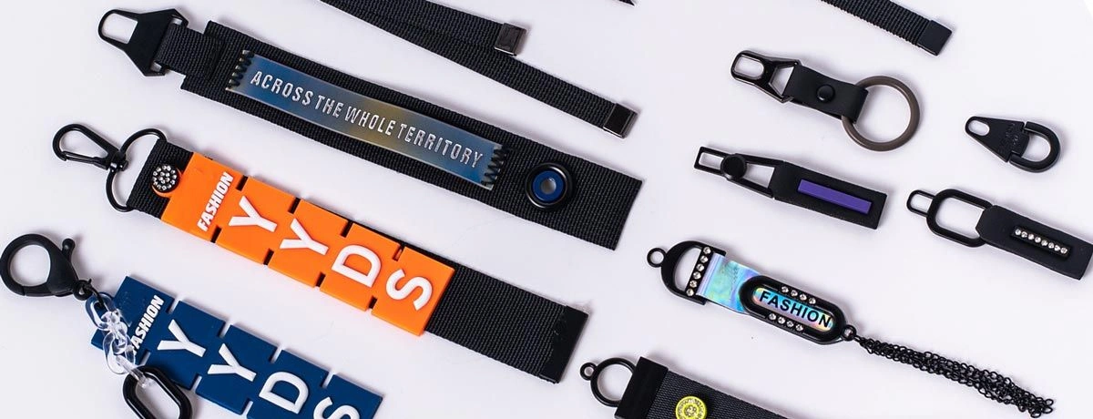 Sourcing Universal Charms: Best Solutions for Tumblers & Activewear