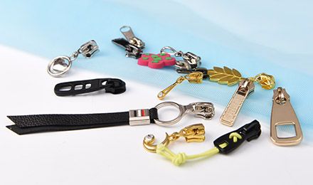 Choosing the Best Zipper Slider: A Guide to Smooth Functionality