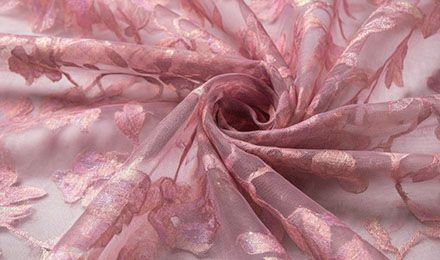 Floral Organza Fabric: A Complete Guide for Manufacturers
