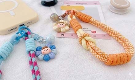 Wholesale Phone Charms & Straps: The 2026 Streetwear Collection